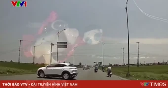 Nguy cơ tai nạn giao thông từ hành vi quay đầu xe thiếu quan sát