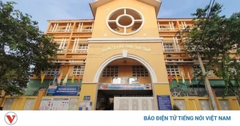 Nguyên nhân khiến hơn 100 học sinh tiểu học ở TP.HCM bị ngộ độc thực phẩm