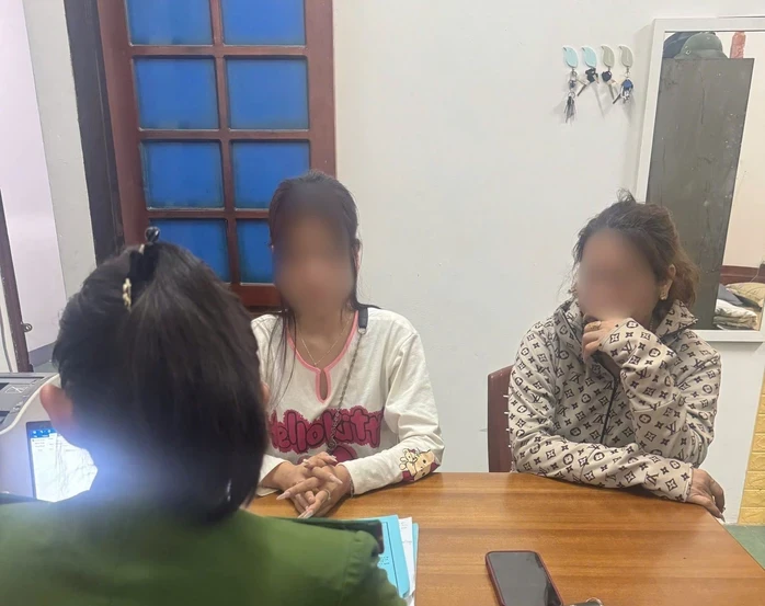 Nguyên nhân vụ 2 nhóm phụ nữ đánh nhau, nhiều người vây quanh quay clip Nguyên nhân vụ 2 nhóm phụ nữ đánh nhau, nhiều người vây quanh quay clip