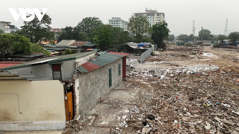 Nhà siêu mỏng, siêu méo xuất hiện trên tuyến đường mới ở Hoàng Mai