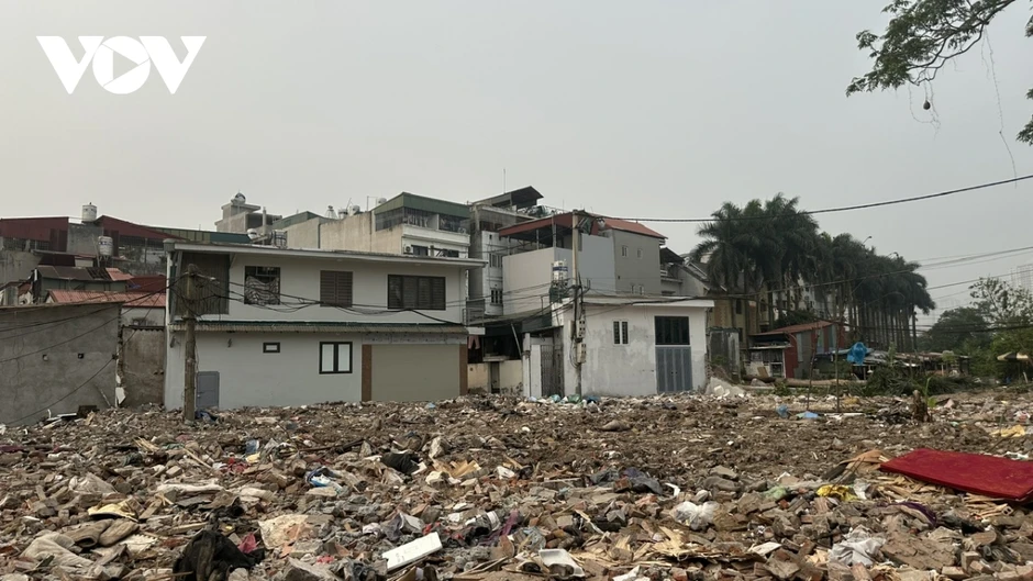 Nhà siêu mỏng, siêu méo xuất hiện trên tuyến đường mới ở Hoàng Mai