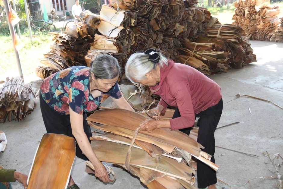 Nhà vườn ở Quảng Ngãi kiếm tiền triệu nhờ bán thứ tưởng bỏ đi Nhà vườn ở Quảng Ngãi kiếm tiền triệu nhờ bán thứ tưởng bỏ đi