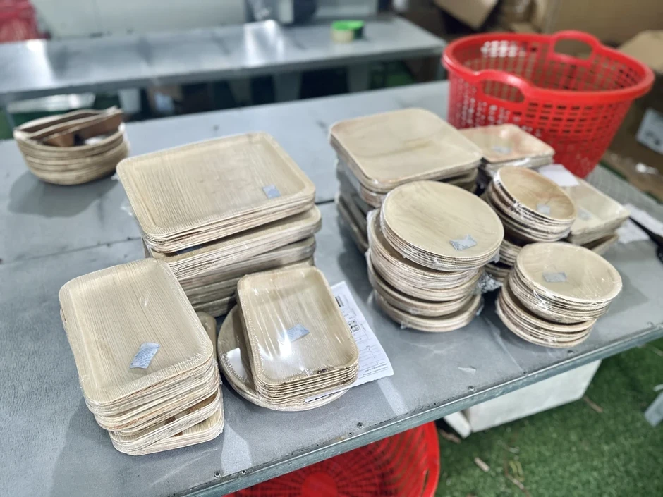 Nhà vườn ở Quảng Ngãi kiếm tiền triệu nhờ bán thứ tưởng bỏ đi Nhà vườn ở Quảng Ngãi kiếm tiền triệu nhờ bán thứ tưởng bỏ đi