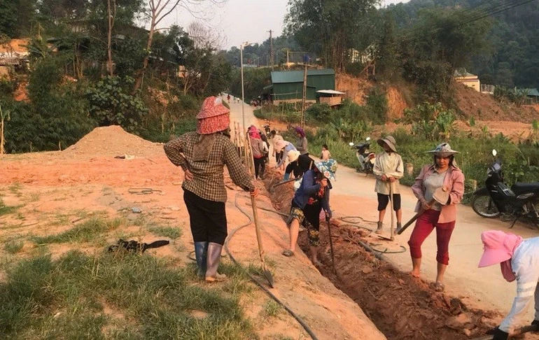 Nhân dân Chiềng Sinh chung sức thực hiện 5 công trình cấp nước tự chảy Nhân dân Chiềng Sinh chung sức thực hiện 5 công trình cấp nước tự chảy