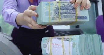 Nhân viên ngân hàng lừa đảo 600 triệu đồng để đánh bạc qua mạng