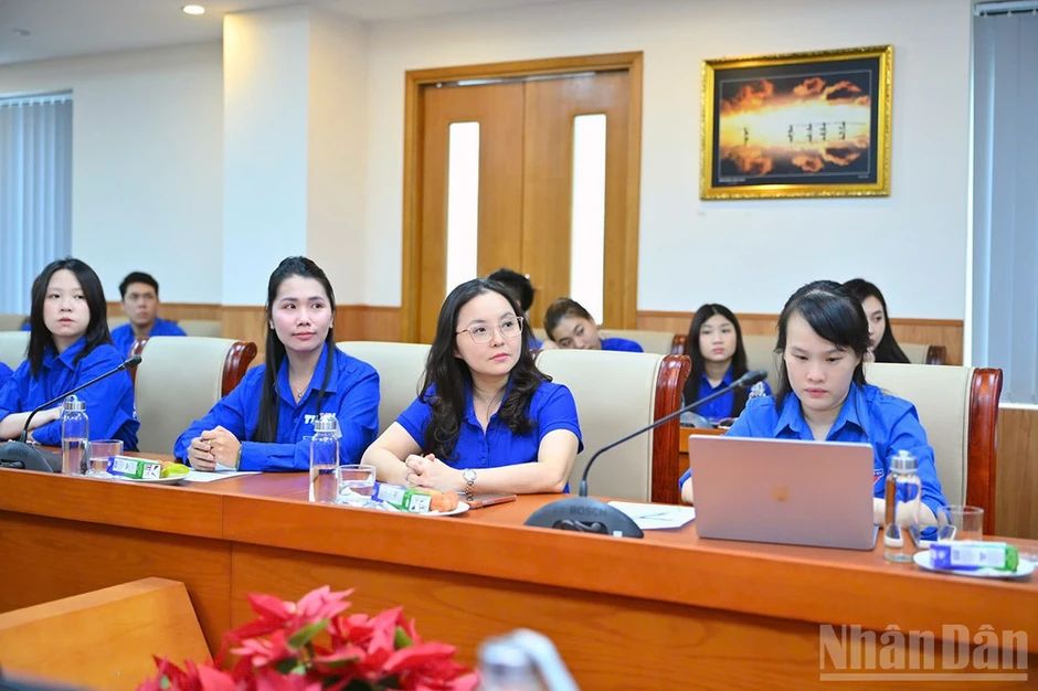 Nhanh chóng cụ thể hóa các nghị quyết của Đảng trong tuổi trẻ các cơ quan Đảng Trung ương