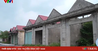 Nhiều chợ xây xong bỏ hoang, biến thành nơi chứa đồ phế thải, nuôi nhốt động vật