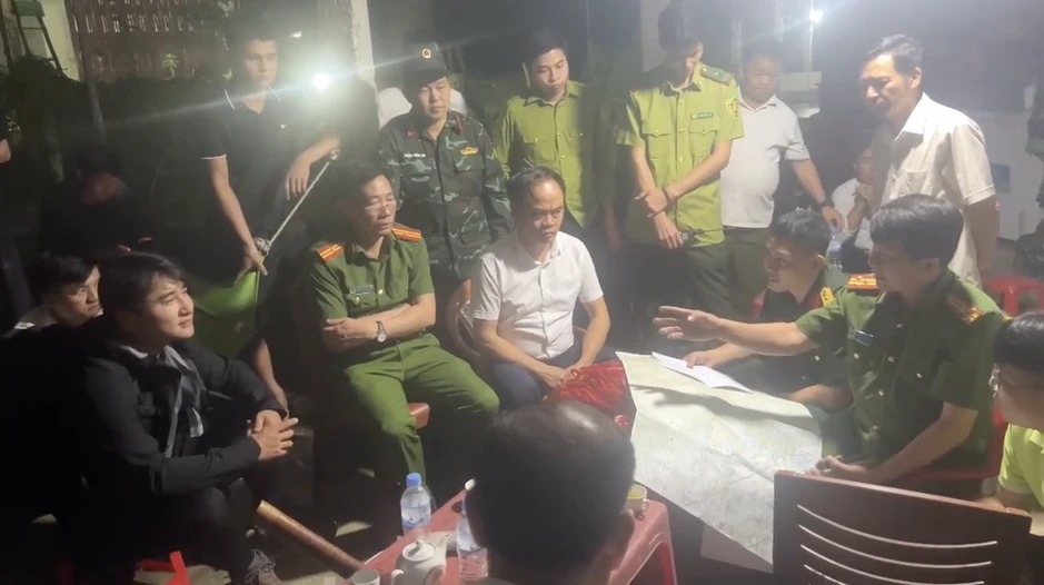 Nhiều du khách lạc đường khi tham quan: Không thể xem nhẹ yếu tố an toàn Nhiều du khách lạc đường khi tham quan: Không thể xem nhẹ yếu tố an toàn