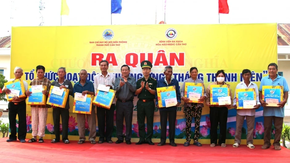 Nhiều hoạt động an sinh xã hội hướng về nhân dân vùng biên giới biển ở Cần Thơ Nhiều hoạt động an sinh xã hội hướng về nhân dân vùng biên giới biển ở Cần Thơ