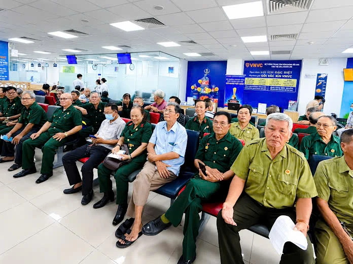 Nhiều hoạt động chăm sóc sức khỏe người có công nhân Ngày Thương binh - Liệt sĩ