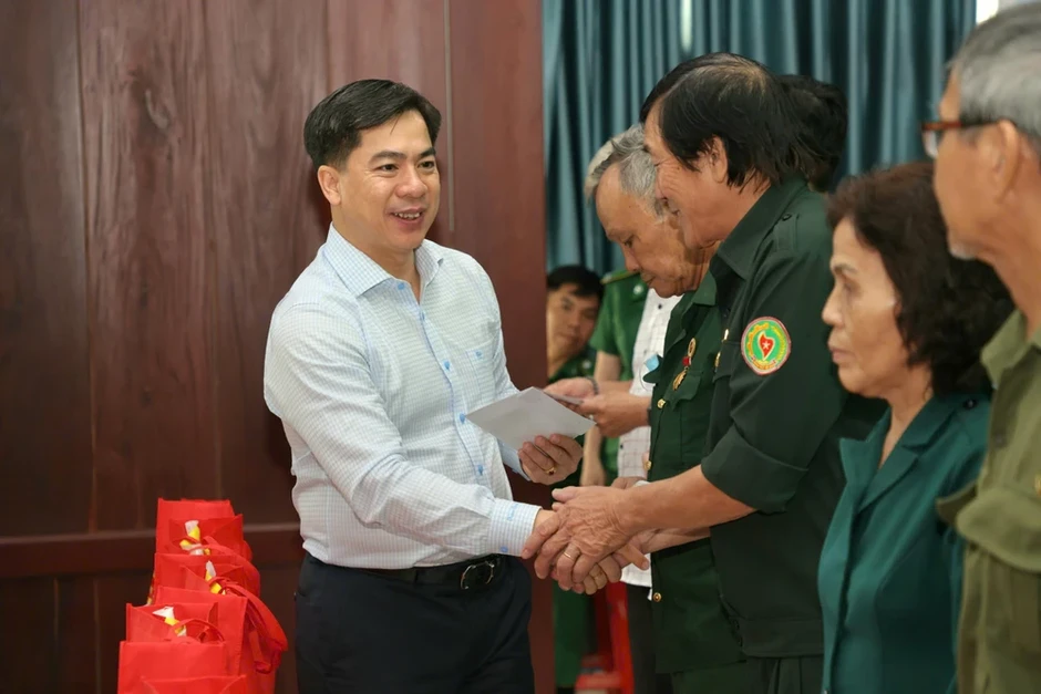 Nhiều hoạt động nghĩa tình đồng đội dịp 50 năm Lực lượng TNXP TP.HCM Nhiều hoạt động nghĩa tình đồng đội dịp 50 năm Lực lượng TNXP TP.HCM