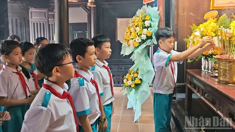 Nhiều hoạt động thiết thực hướng đến kỷ niệm 150 năm ngày sinh cụ Huỳnh Thúc Kháng Nhiều hoạt động thiết thực hướng đến kỷ niệm 150 năm ngày sinh cụ Huỳnh Thúc Kháng