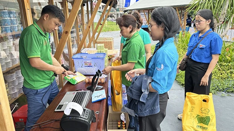Nhiều hoạt động thiết thực nhằm chăm lo thanh niên công nhân trên địa bàn Thành phố Hồ Chí Minh