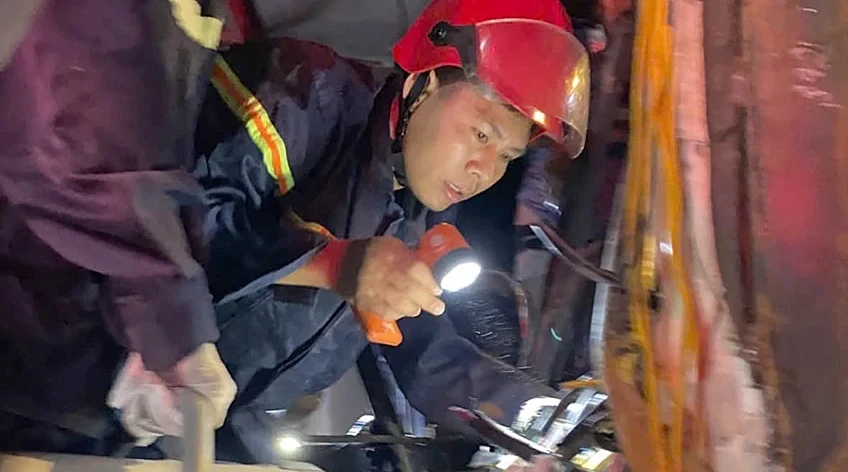 Nhiều người Hà Nội đi du lịch bị thương trong vụ tai nạn trên cao tốc qua Hà Tĩnh Nhiều người Hà Nội đi du lịch bị thương trong vụ tai nạn trên cao tốc qua Hà Tĩnh