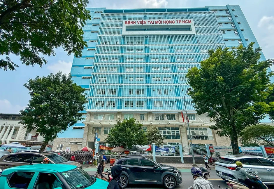 Nhiều trụ sở dôi dư được chuyển thành trường học, bệnh viện Nhiều trụ sở dôi dư được chuyển thành trường học, bệnh viện