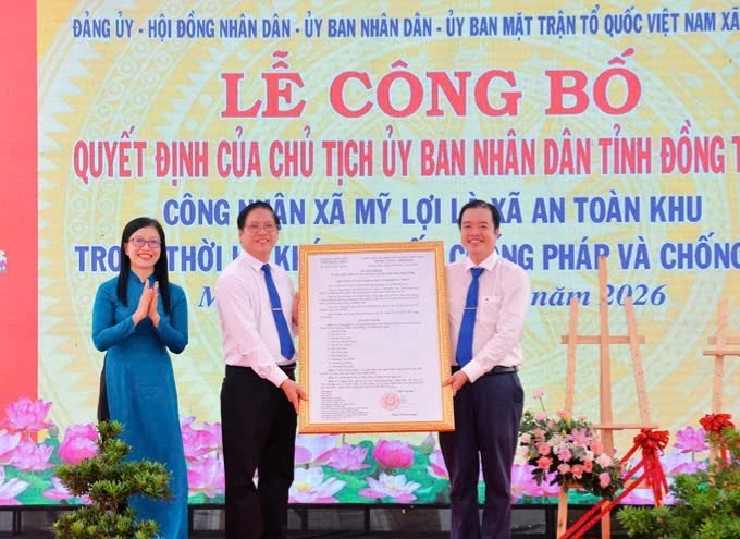 Nhiều xã, phường ở Đồng Tháp đón nhận danh hiệu “An toàn khu” trong kháng chiến Nhiều xã, phường ở Đồng Tháp đón nhận danh hiệu “An toàn khu” trong kháng chiến