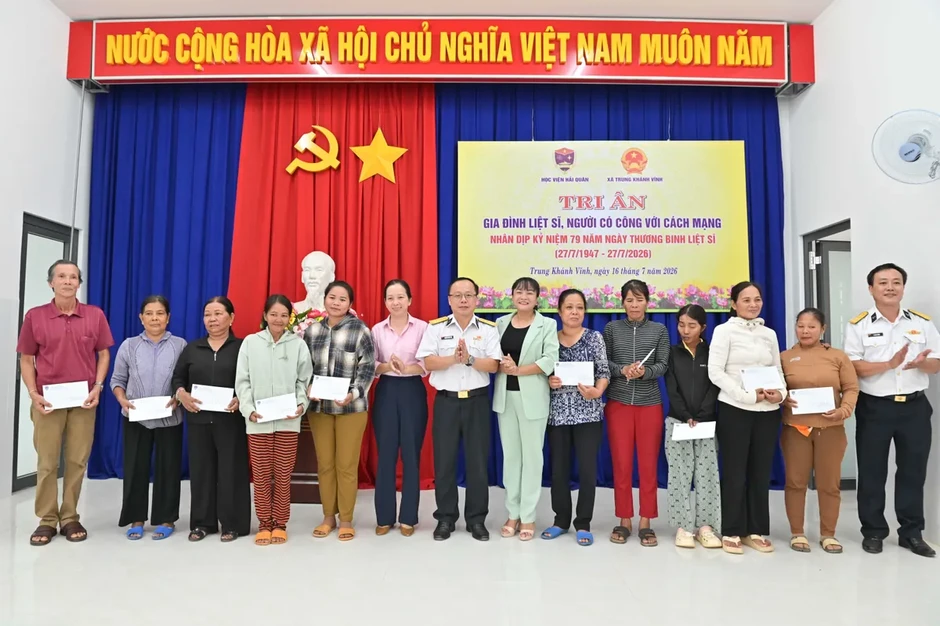 Những dấu ấn ý nghĩa của chiến sĩ Hải quân trong chiến dịch hè 2026 Những dấu ấn ý nghĩa của chiến sĩ Hải quân trong chiến dịch hè 2026