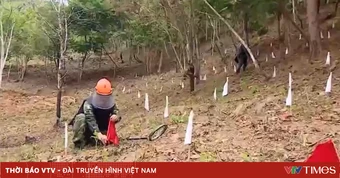 Những dấu chân thầm lặng "mở đất" đón các Anh hùng liệt sĩ trở về