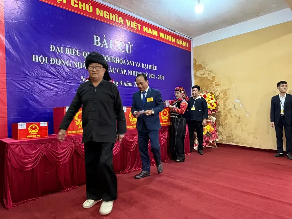 Những lá phiếu của niềm tin từ nơi địa đầu đất nước