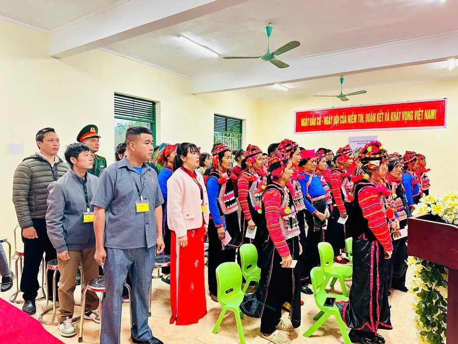 Những lá phiếu của niềm tin từ nơi địa đầu đất nước