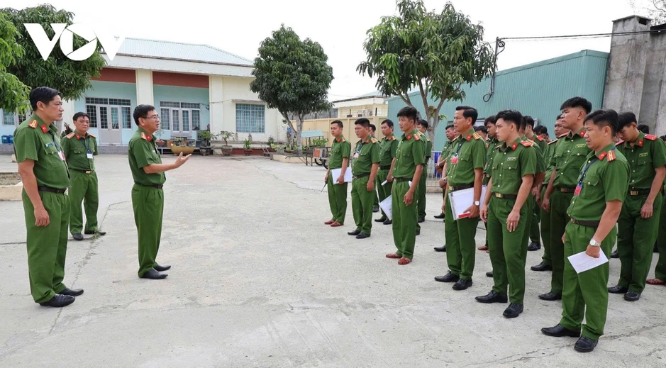 Những lá phiếu đặc biệt của hàng nghìn cử tri trong trại tạm giam