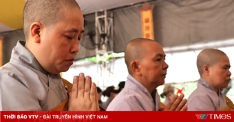 Những nén nhang tri ân ký ức Mậu Thân tại Công viên Lê Thị Riêng