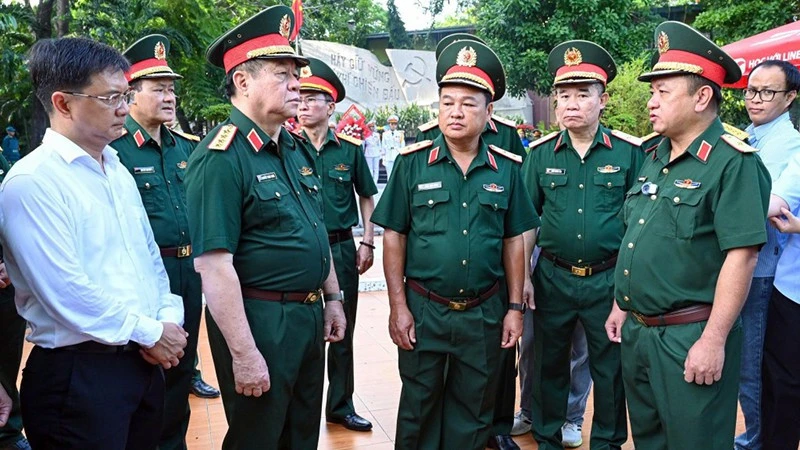 Những ngày tháng 7 của gia đình liệt sĩ Lê Thị Riêng Những ngày tháng 7 của gia đình liệt sĩ Lê Thị Riêng