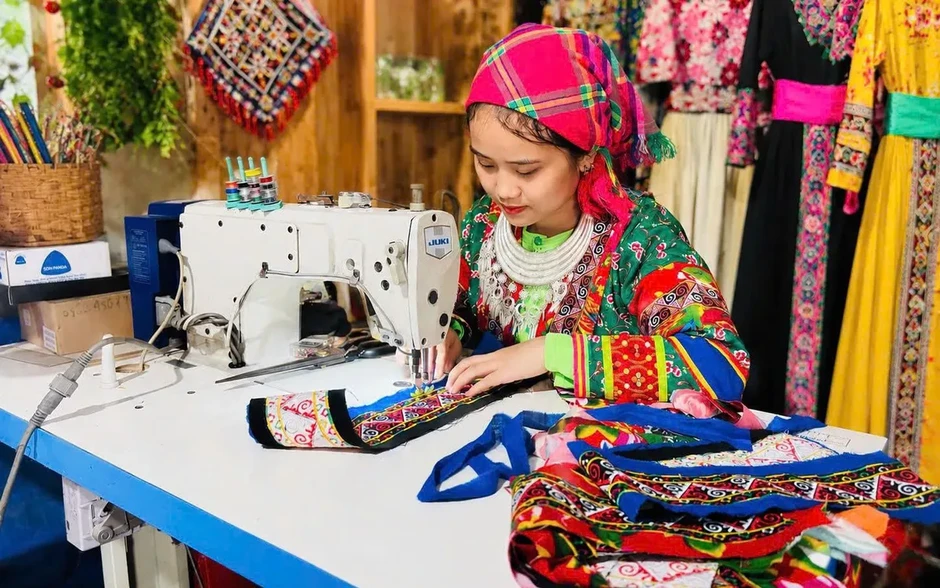 Những người lặng thầm giữ hồn văn hóa dân tộc Những người lặng thầm giữ hồn văn hóa dân tộc