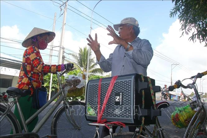 Những vòng xe đạp chở 'ngày hội non sông' Những vòng xe đạp chở 'ngày hội non sông'