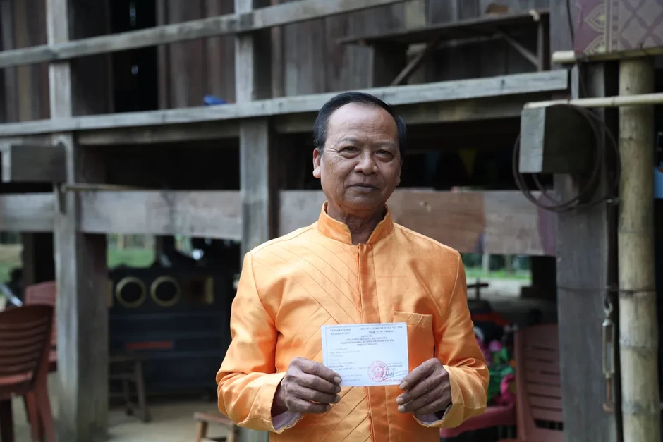 Niềm vinh dự của đồng bào các dân tộc khi cầm lá phiếu tại Thủ đô Niềm vinh dự của đồng bào các dân tộc khi cầm lá phiếu tại Thủ đô