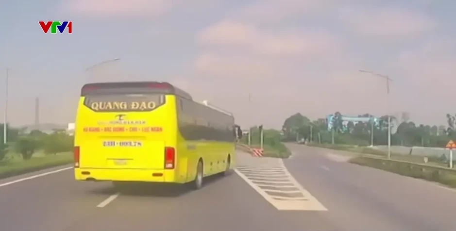 Ninh Bình: Bảo đảm minh bạch và đẩy mạnh ứng dụng công nghệ trong sát hạch lái xe Ninh Bình: Bảo đảm minh bạch và đẩy mạnh ứng dụng công nghệ trong sát hạch lái xe