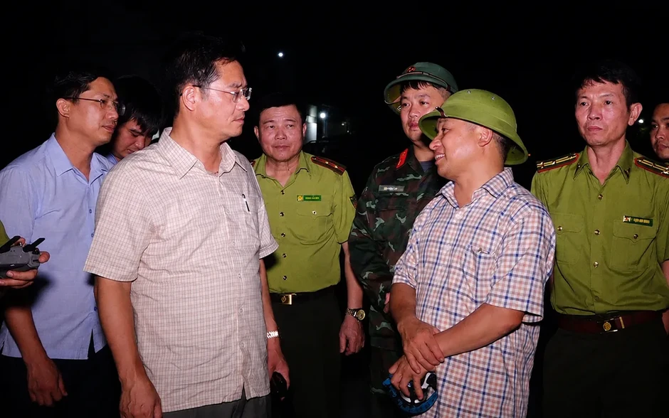Ninh Bình: Cháy rừng núi Cao San cơ bản được khống chế Ninh Bình: Cháy rừng núi Cao San cơ bản được khống chế
