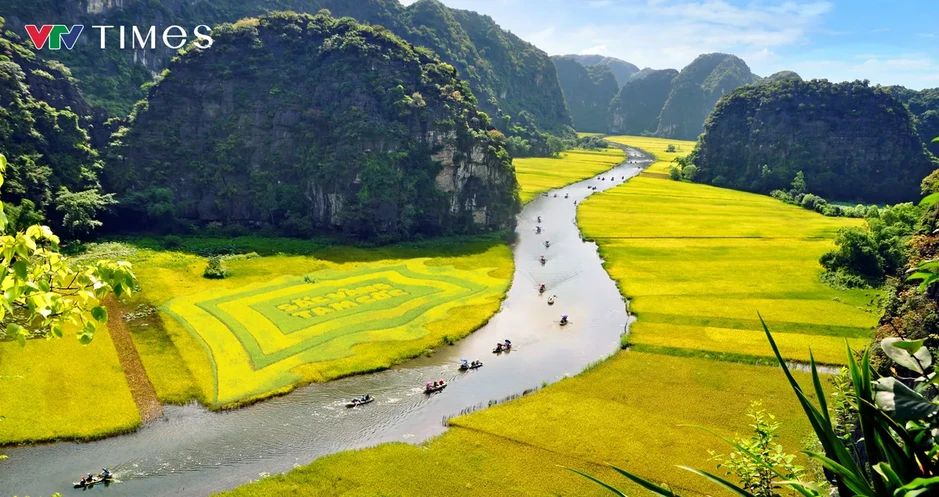 Ninh Bình: Hướng đi bền vững từ du lịch xanh gắn với di sản Ninh Bình: Hướng đi bền vững từ du lịch xanh gắn với di sản