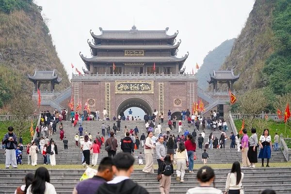 Ninh Bình: Kiến tạo đô thị di sản thiên niên kỷ từ những giá trị nghìn năm Ninh Bình: Kiến tạo đô thị di sản thiên niên kỷ từ những giá trị nghìn năm