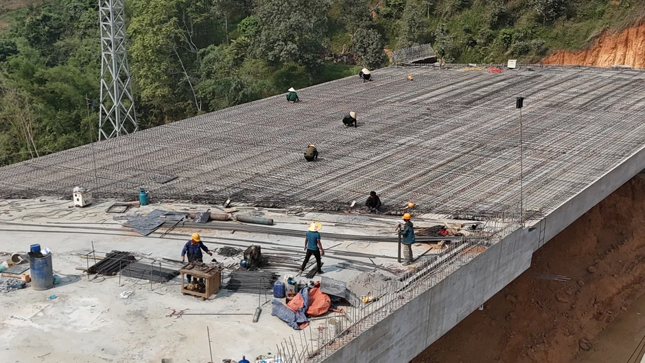 Nỗ lực thi công đưa cao tốc Hữu Nghị - Chi Lăng và Đồng Đăng - Trà Lĩnh sớm về đích