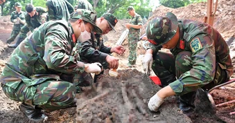 Nỗ lực từng giờ, từng phút đẩy nhanh tiến độ tìm kiếm, quy tập hài cốt liệt sĩ