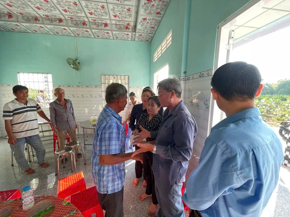 Nỗi đau gia đình 3 người ở Tây Ninh tử vong sau vụ chìm tàu ở Vũng Tàu Nỗi đau gia đình 3 người ở Tây Ninh tử vong sau vụ chìm tàu ở Vũng Tàu