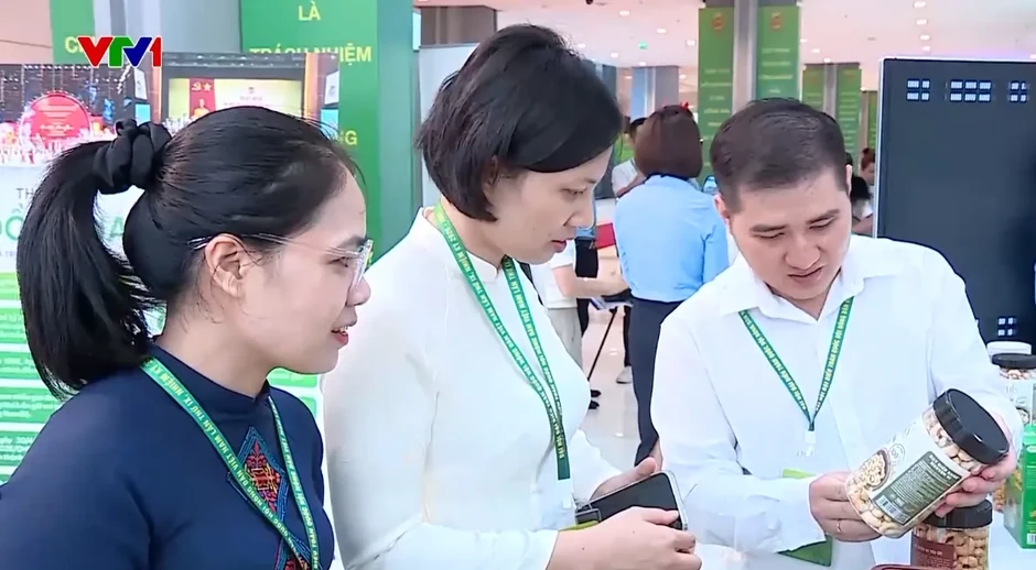 Nông dân Việt Nam tích cực đổi mới để vươn xa