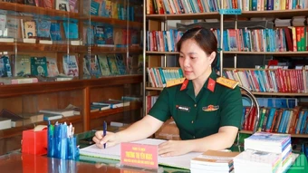 Nữ quân nhân “giỏi việc nước, đảm việc nhà”