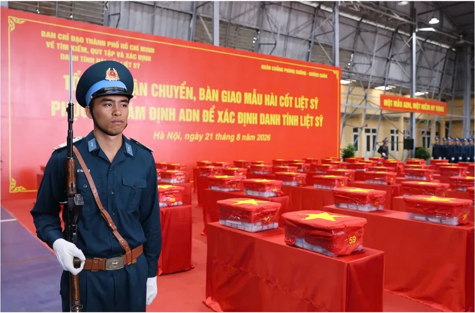 Nửa thế kỷ chờ đợi, 3 giờ và chuyến bay mang ký hiệu HY VỌNG Nửa thế kỷ chờ đợi, 3 giờ và chuyến bay mang ký hiệu HY VỌNG
