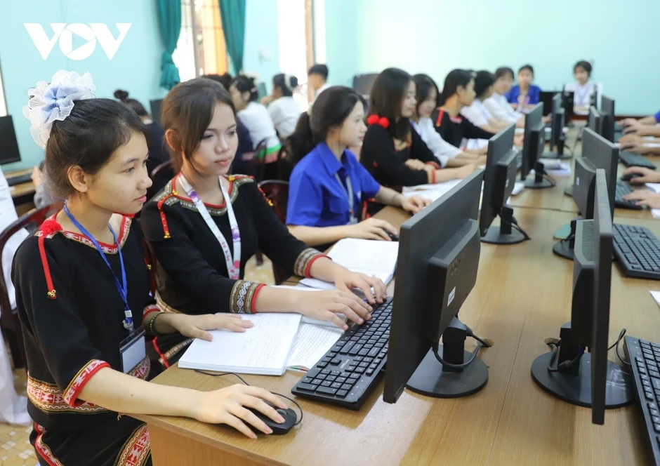 Nửa thế kỷ “ươm mầm" cán bộ từ mái trường THPT Dân tộc nội trú N’ Trang Lơng Nửa thế kỷ “ươm mầm" cán bộ từ mái trường THPT Dân tộc nội trú N’ Trang Lơng