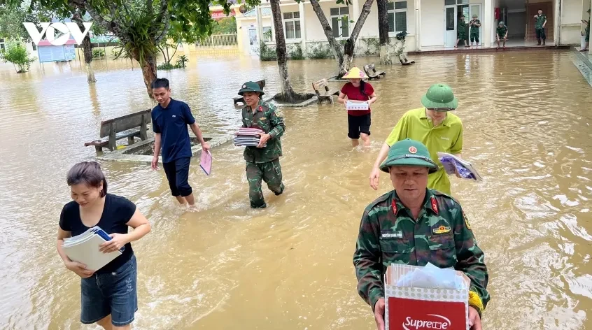 Nước rút chậm trên các sông khu vực miền đông của Quảng Ninh Nước rút chậm trên các sông khu vực miền đông của Quảng Ninh