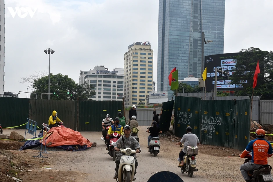 Nút La Thành - Nguyễn Chí Thanh giảm ùn tắc giờ cao điểm sau ngày đầu phân luồng