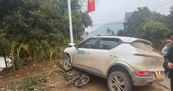 Ô tô chạy lấn làn tông thầy hiệu trưởng đi xe máy tử vong