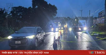 Ô tô tải va chạm xe máy trên đường Hồ Chí Minh, 3 người thương vong