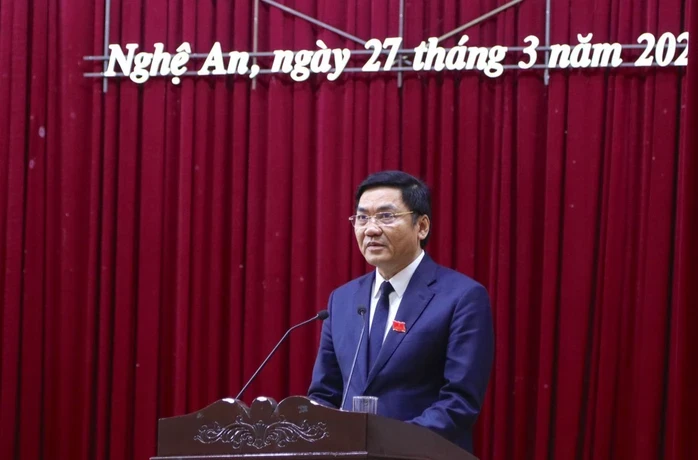 Ông Hoàng Nghĩa Hiếu tái đắc cử Chủ tịch HĐND tỉnh Nghệ An