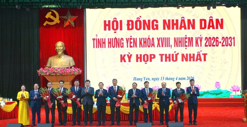 Ông Nguyễn Mạnh Quyền giữ chức Chủ tịch UBND tỉnh Hưng Yên Ông Nguyễn Mạnh Quyền giữ chức Chủ tịch UBND tỉnh Hưng Yên