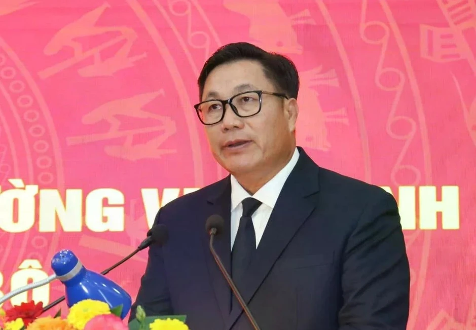 Ông Nguyễn Quang Hiếu làm Giám đốc Sở Nội vụ Hà Nội Ông Nguyễn Quang Hiếu làm Giám đốc Sở Nội vụ Hà Nội