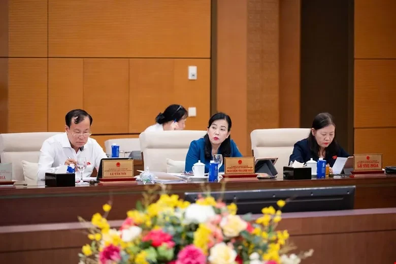Phân cấp, phân quyền trong quyết định ngân sách cần được cân nhắc kỹ lưỡng