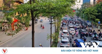 Phân luồng đảo chiều, cơ hội hạ nhiệt cho giao thông Hà Nội?